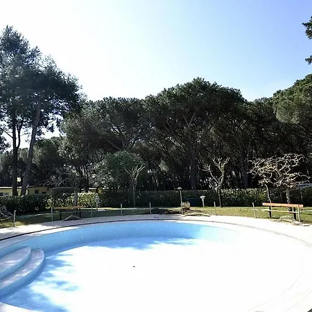 Sleeps 2 Pool Wifi *